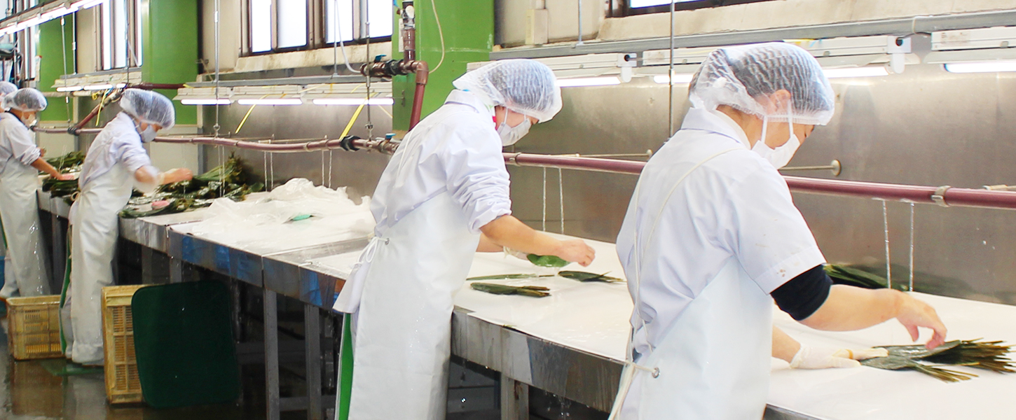 和菓子素材の準備風景